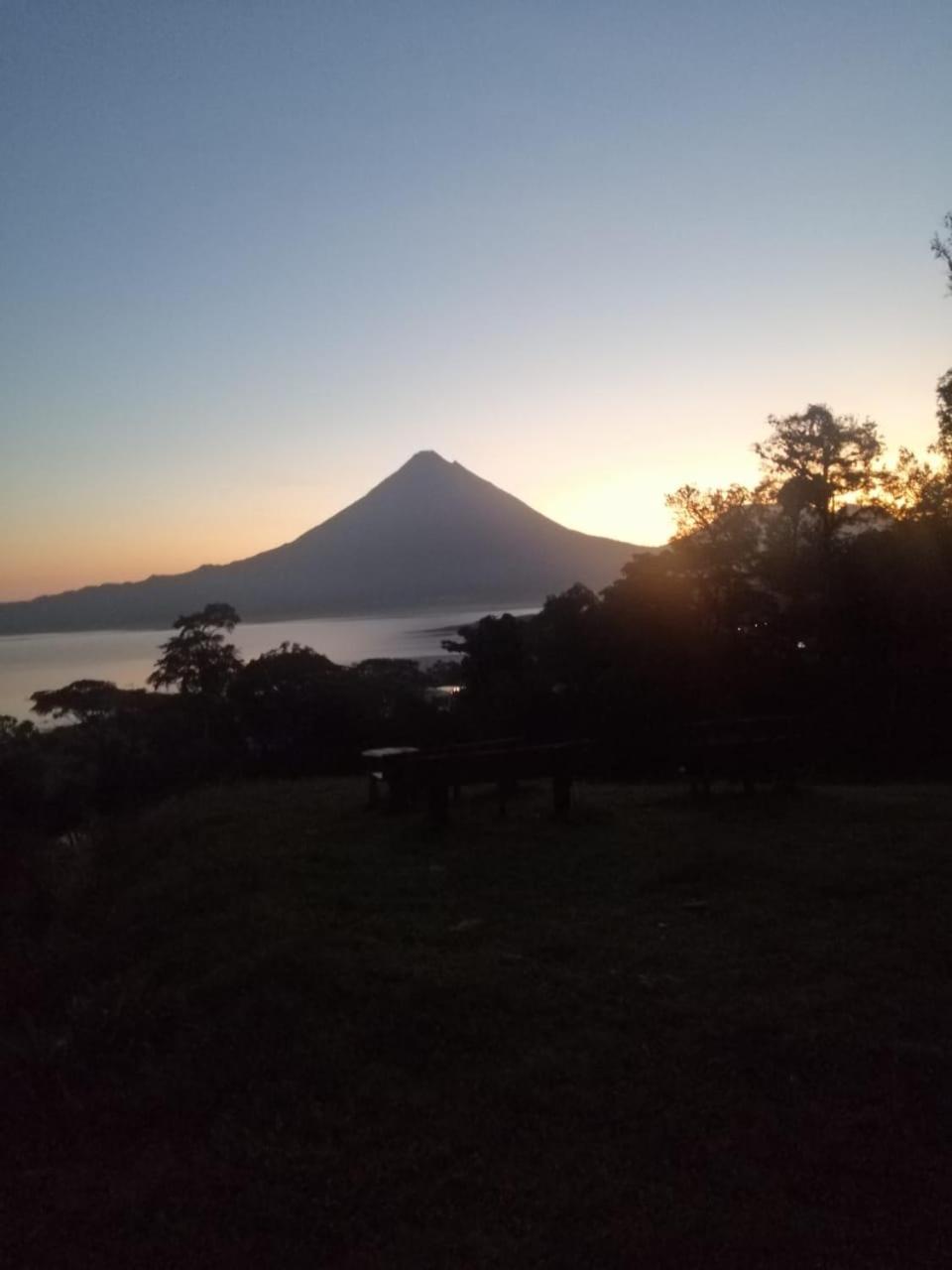 La Fortuna Sunset Inn المظهر الخارجي الصورة